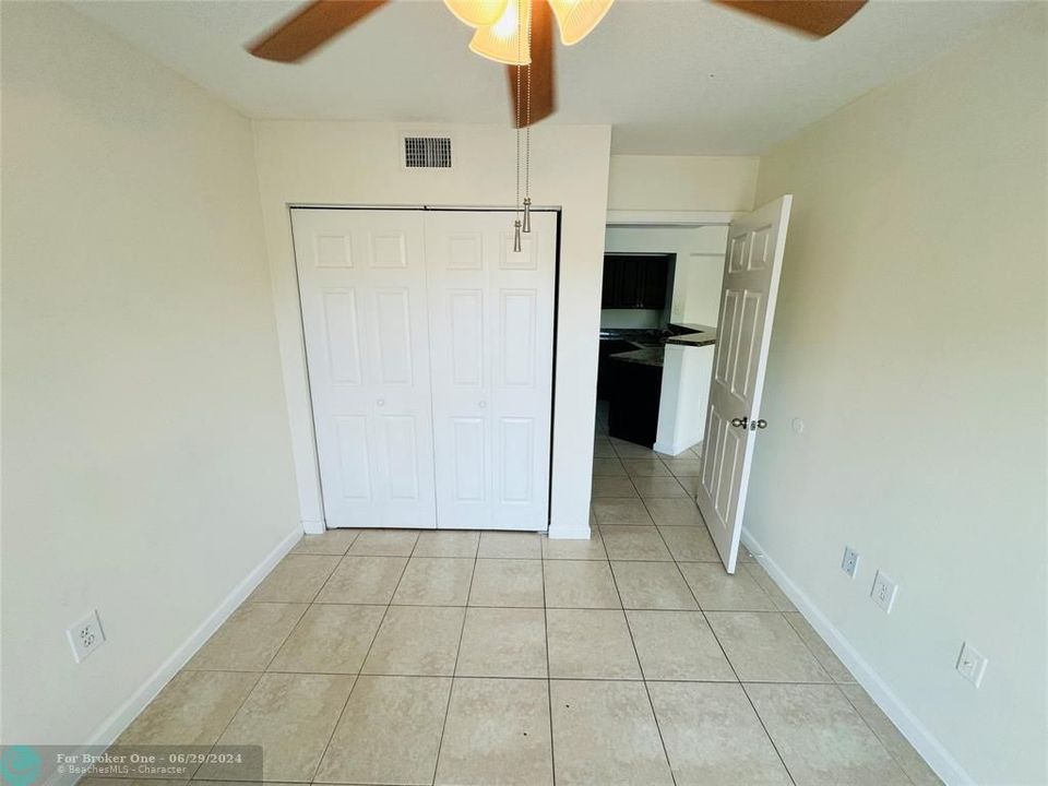 For Rent: $2,250 (3 beds, 2 baths, 1300 Square Feet)