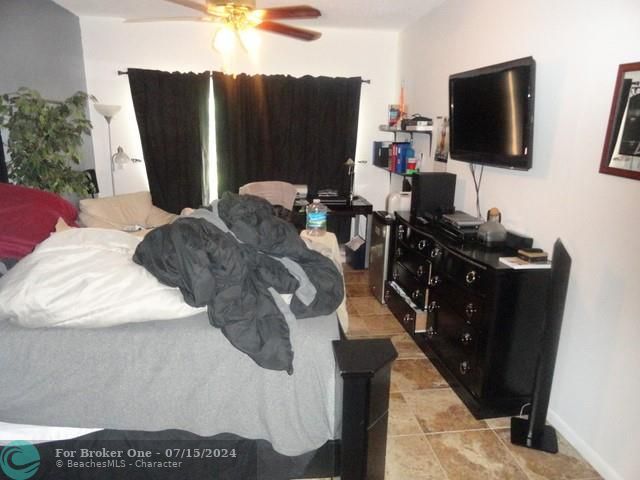 For Rent: $2,700 (3 beds, 2 baths, 1364 Square Feet)
