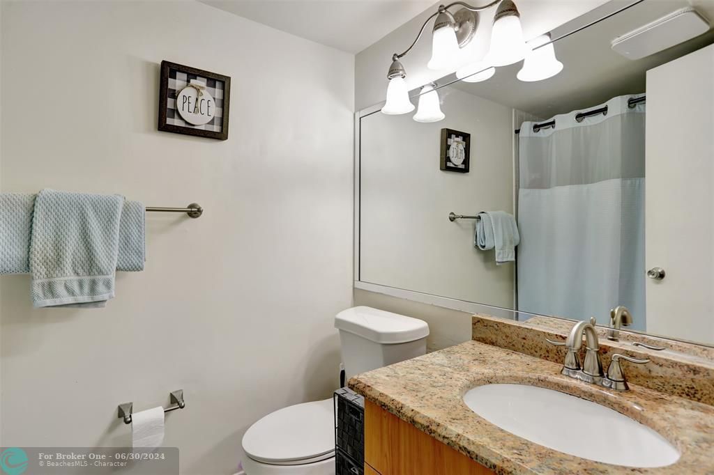 For Sale: $280,000 (2 beds, 2 baths, 1200 Square Feet)