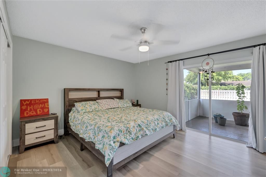 Active With Contract: $545,000 (3 beds, 2 baths, 1422 Square Feet)