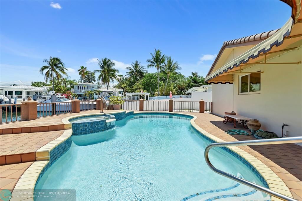 Recently Sold: $1,374,900 (2 beds, 2 baths, 2098 Square Feet)