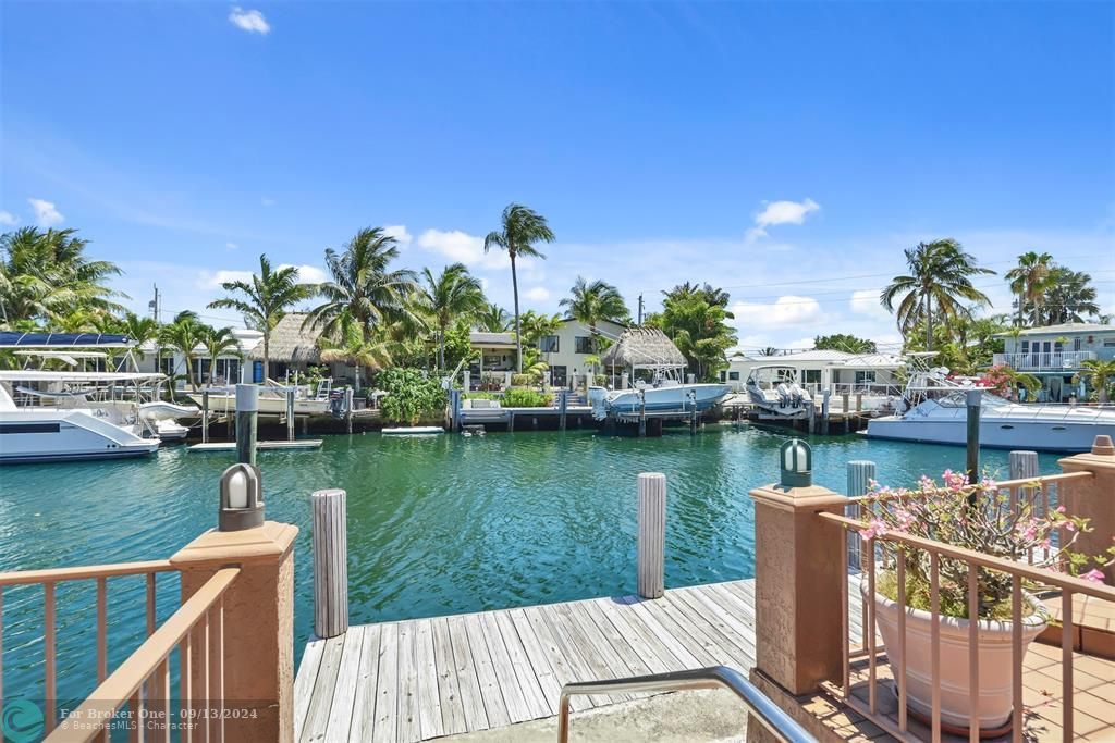 Recently Sold: $1,374,900 (2 beds, 2 baths, 2098 Square Feet)