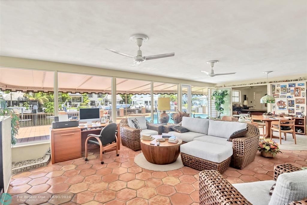 Recently Sold: $1,374,900 (2 beds, 2 baths, 2098 Square Feet)