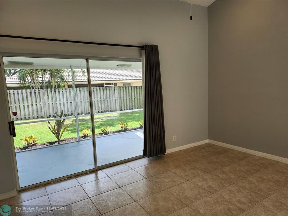 Active With Contract: $3,500 (4 beds, 2 baths, 2038 Square Feet)