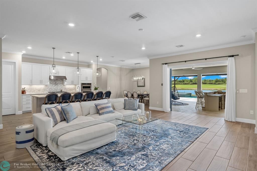 For Sale: $1,999,000 (5 beds, 4 baths, 4427 Square Feet)