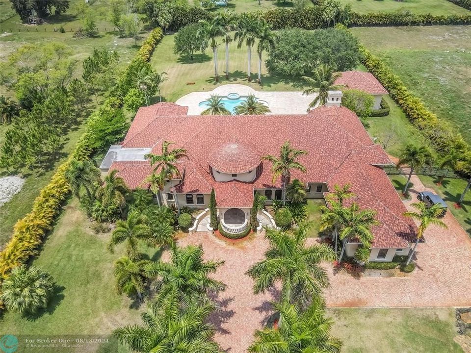 En Venta: $4,300,000 (6 camas, 6 baños, 6469 Pies cuadrados)