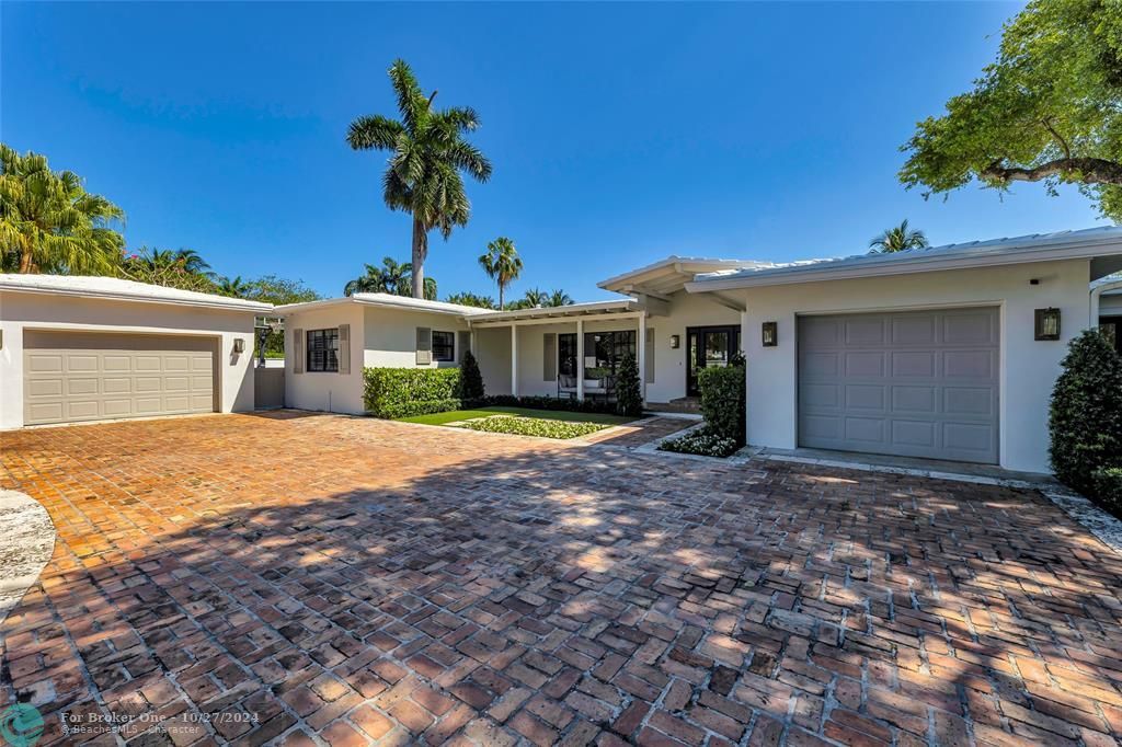 For Sale: $3,999,900 (4 beds, 4 baths, 3442 Square Feet)