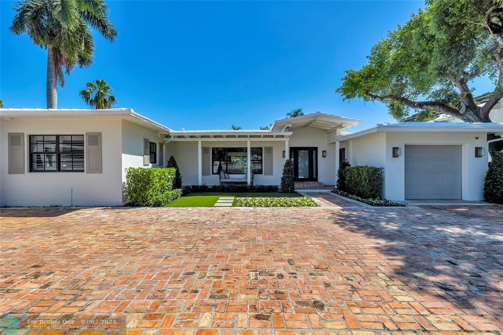 For Sale: $3,999,900 (4 beds, 4 baths, 3442 Square Feet)