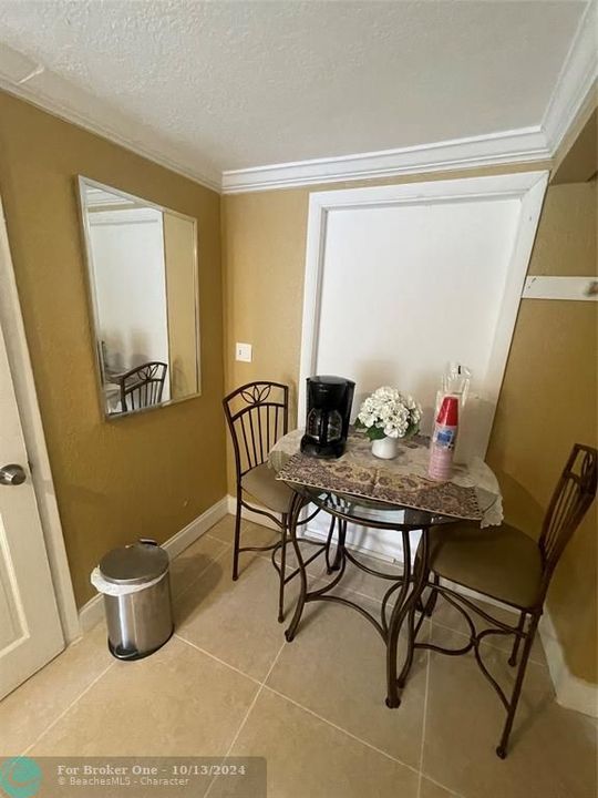 Active With Contract: $1,100 (1 beds, 1 baths, 1759 Square Feet)