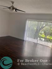 Active With Contract: $2,450 (3 beds, 2 baths, 1500 Square Feet)