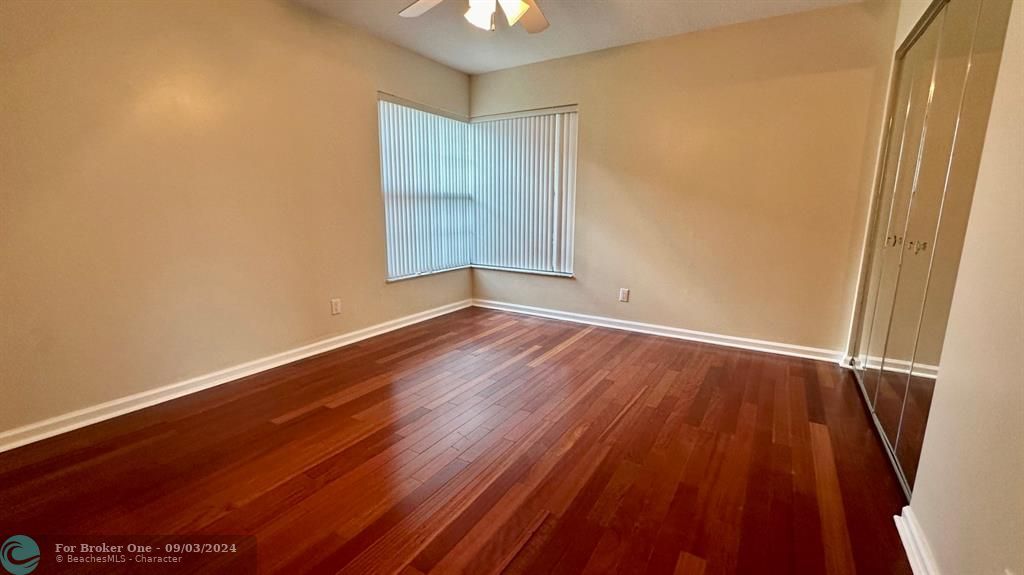 Active With Contract: $5,500 (4 beds, 2 baths, 2287 Square Feet)