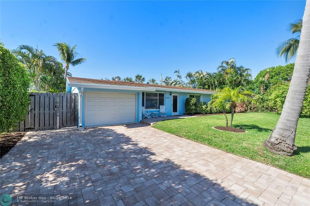 Recently Sold: $750,000 (3 beds, 2 baths, 1606 Square Feet)