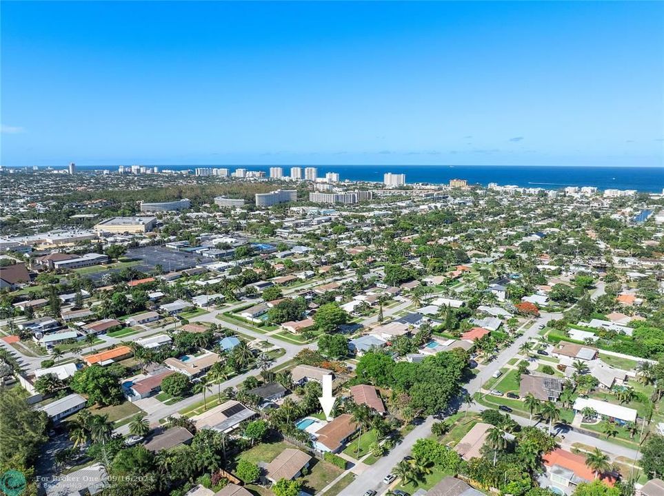 Active With Contract: $750,000 (3 beds, 2 baths, 1606 Square Feet)