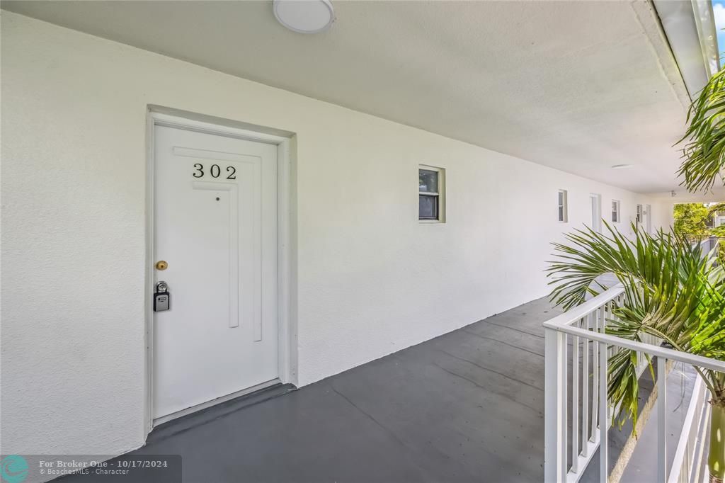 For Rent: $1,900 (2 beds, 2 baths, 1252 Square Feet)