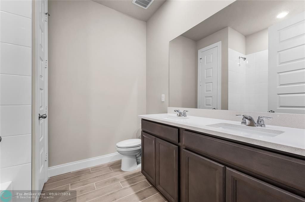 For Sale: $410,190 (4 beds, 2 baths, 1908 Square Feet)