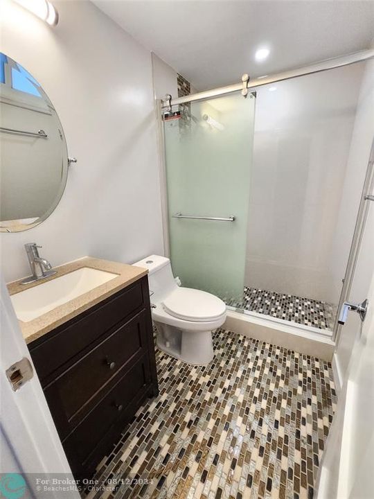 Active With Contract: $3,400 (2 beds, 2 baths, 827 Square Feet)