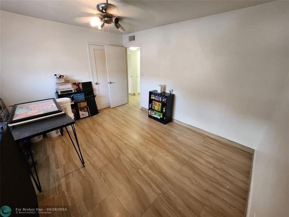 Recently Rented: $2,350 (2 beds, 2 baths, 1092 Square Feet)