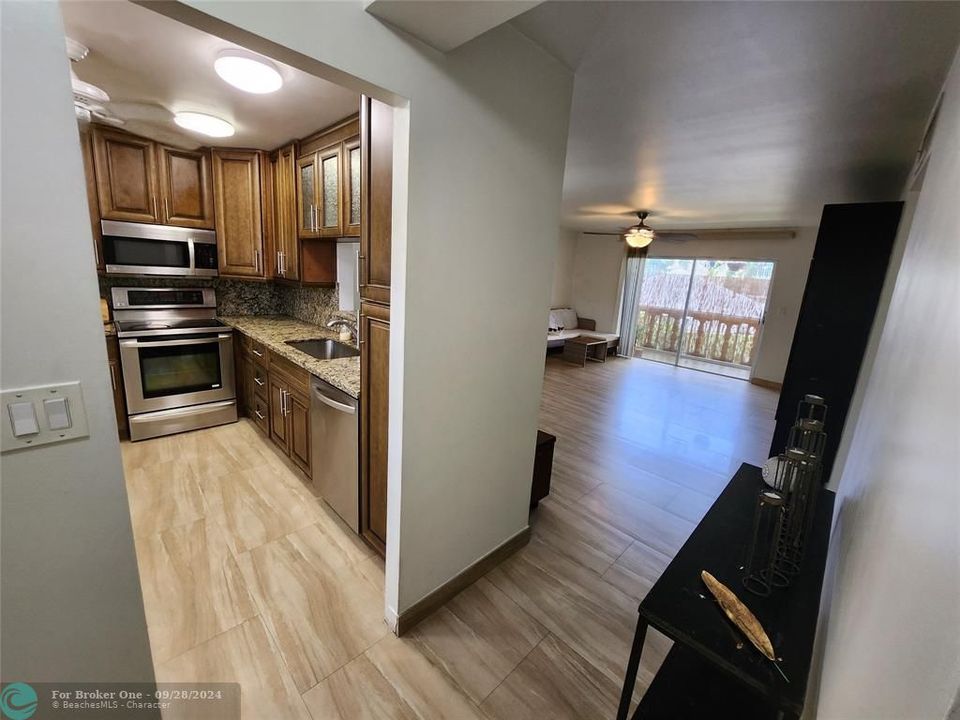 Recently Rented: $2,350 (2 beds, 2 baths, 1092 Square Feet)