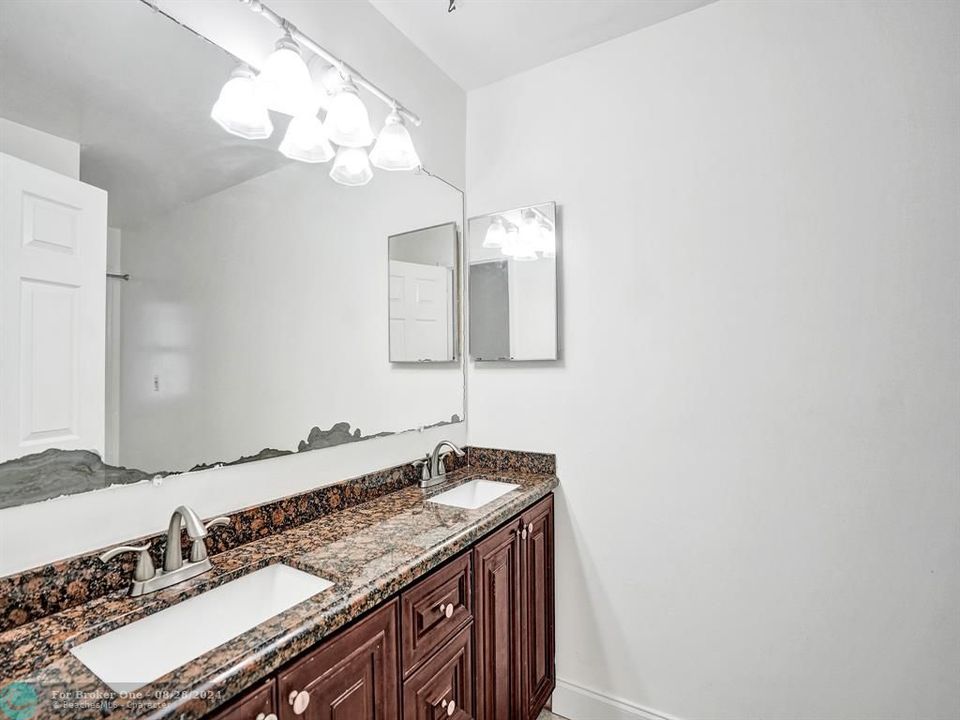 Active With Contract: $625,000 (4 beds, 2 baths, 2060 Square Feet)