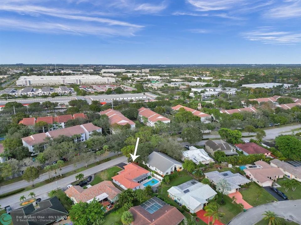 For Sale: $615,000 (4 beds, 2 baths, 2060 Square Feet)