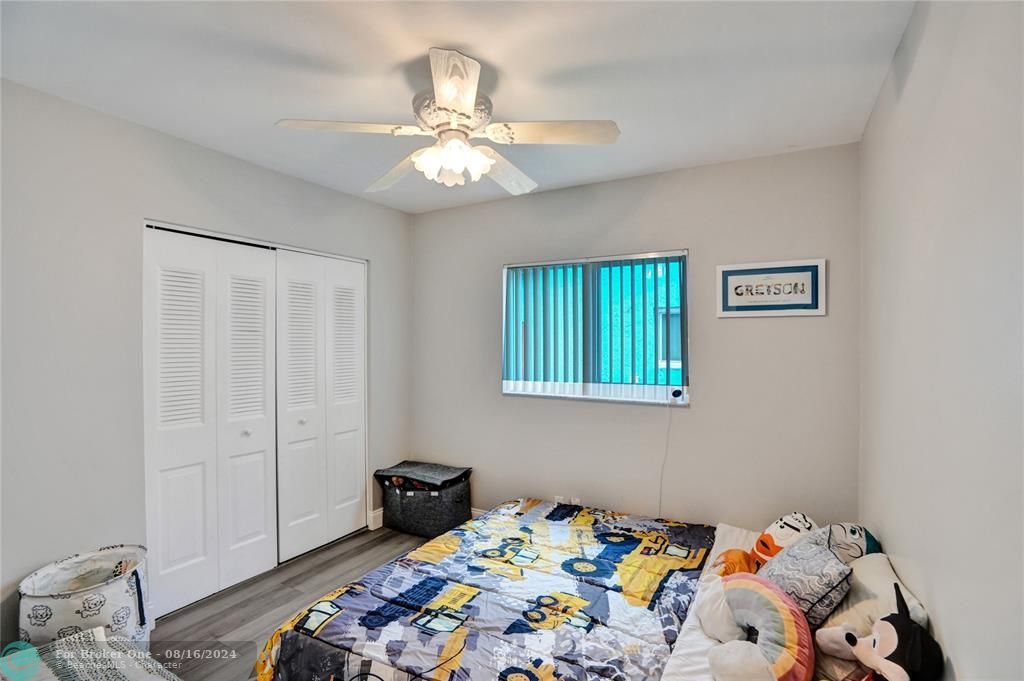 Active With Contract: $4,400 (4 beds, 2 baths, 1928 Square Feet)