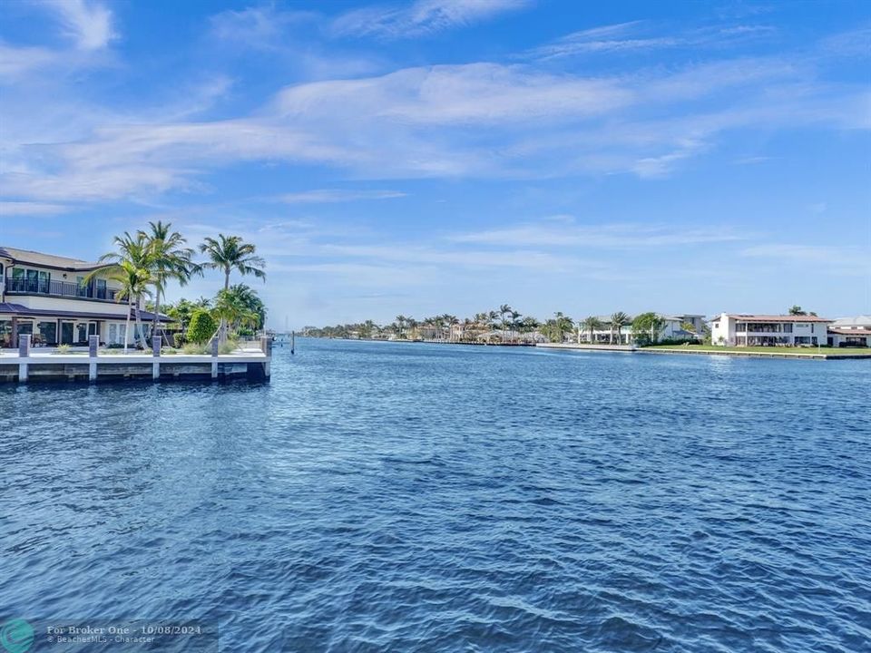 For Sale: $3,700,000 (3 beds, 2 baths, 1914 Square Feet)