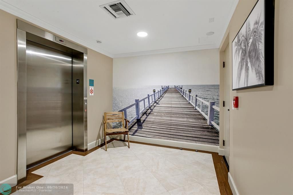 Active With Contract: $3,000 (1 beds, 1 baths, 1078 Square Feet)