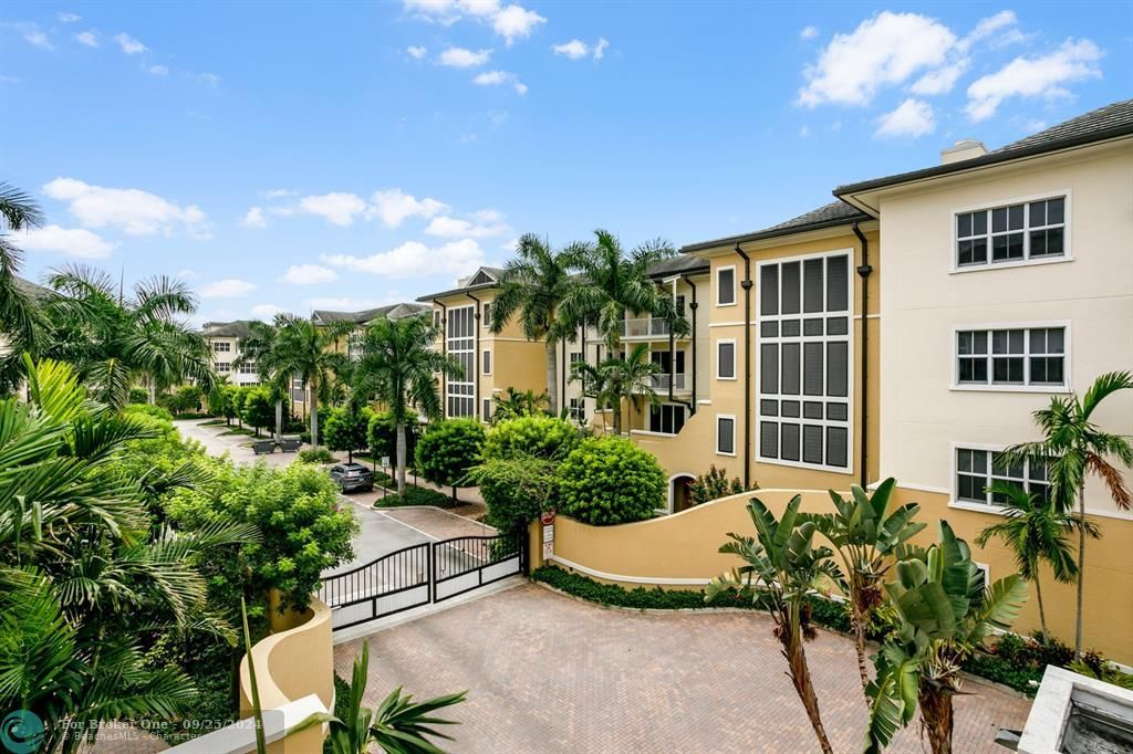 Active With Contract: $3,000 (1 beds, 1 baths, 1078 Square Feet)