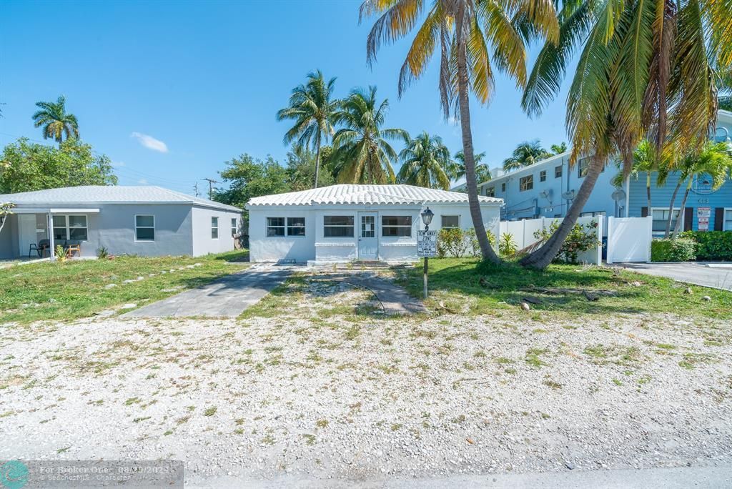 Active With Contract: $525,000 (3 beds, 2 baths, 1226 Square Feet)