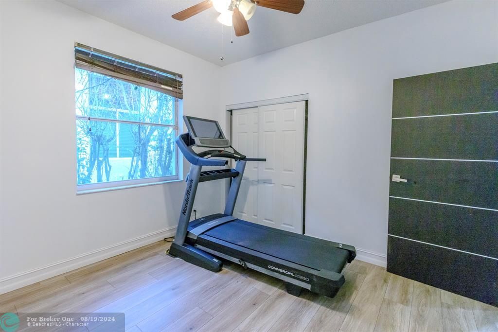 Active With Contract: $5,800 (4 beds, 2 baths, 2382 Square Feet)