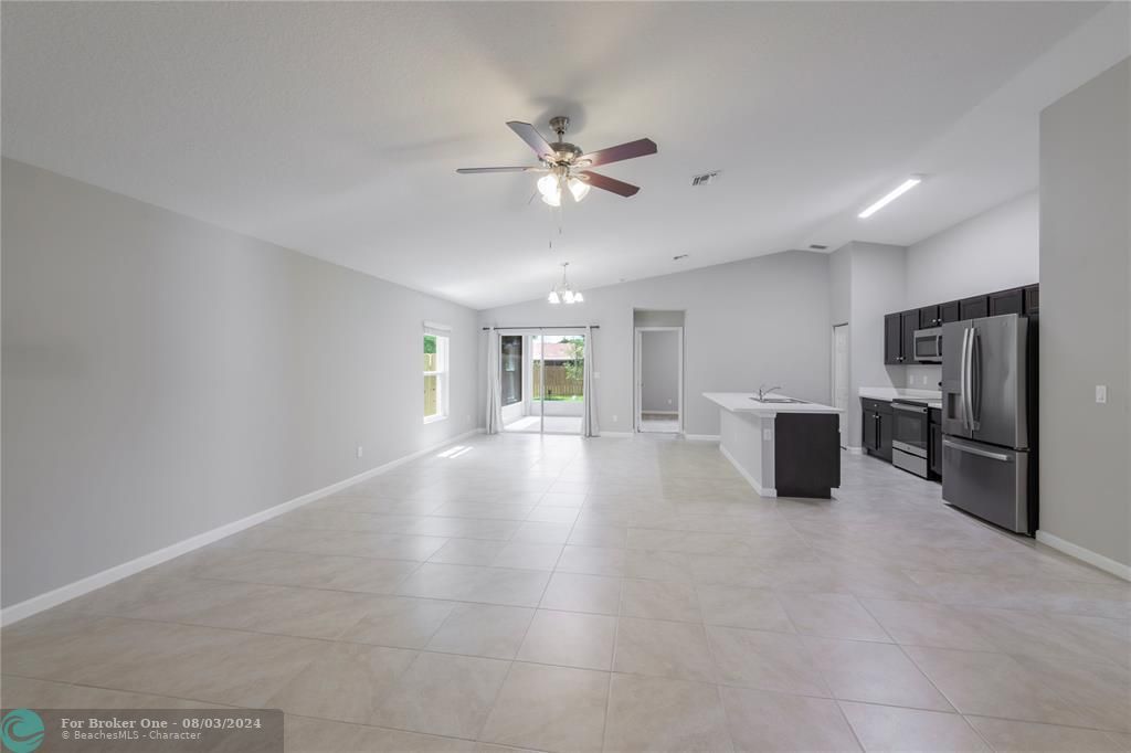 Active With Contract: $415,000 (4 beds, 2 baths, 1833 Square Feet)