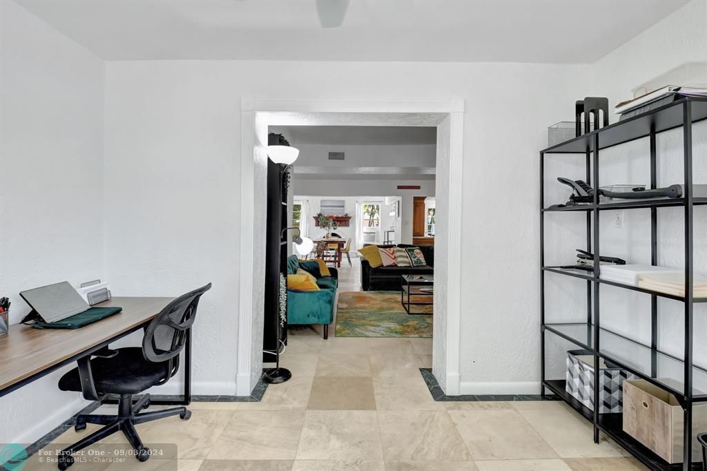 Active With Contract: $785,000 (3 beds, 2 baths, 1678 Square Feet)