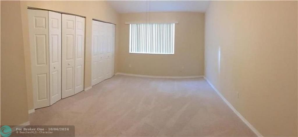 For Rent: $2,100 (2 beds, 2 baths, 1065 Square Feet)