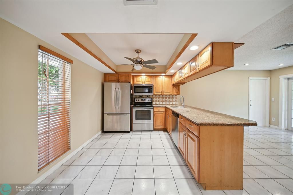 For Sale: $604,900 (3 beds, 2 baths, 1472 Square Feet)