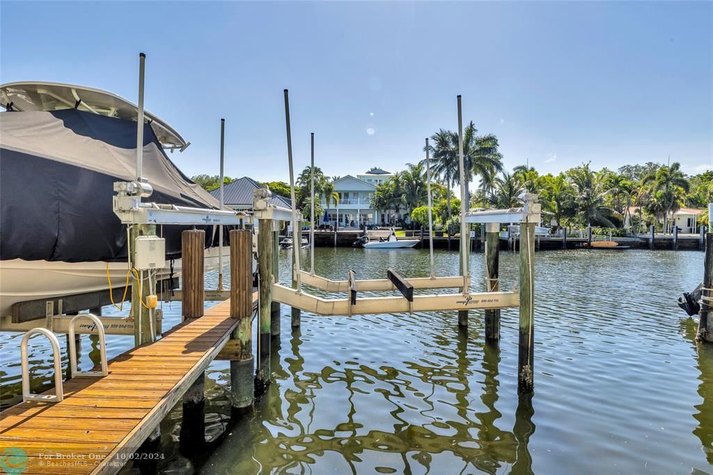 For Sale: $1,399,000 (3 beds, 2 baths, 1990 Square Feet)