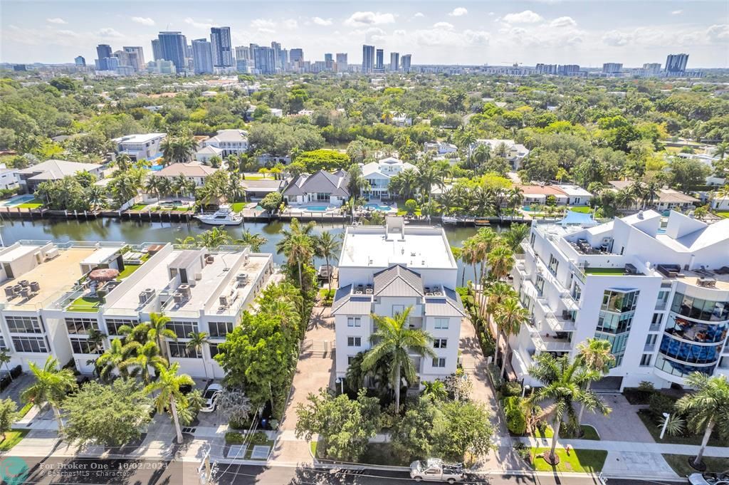 For Sale: $1,399,000 (3 beds, 2 baths, 1990 Square Feet)