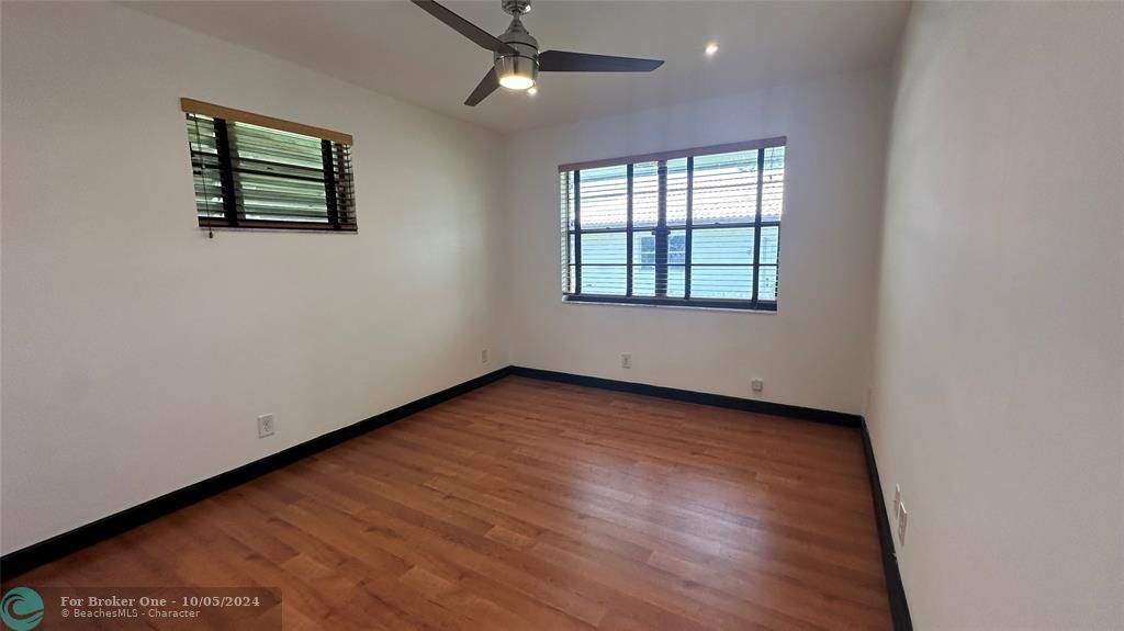 Active With Contract: $3,950 (3 beds, 2 baths, 2057 Square Feet)