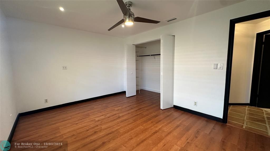 Active With Contract: $3,950 (3 beds, 2 baths, 2057 Square Feet)