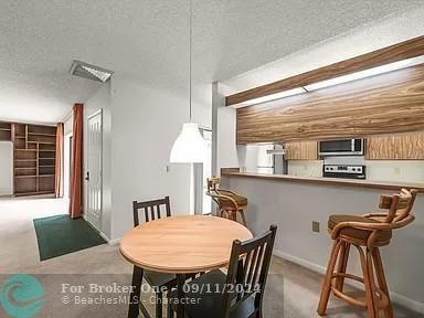 For Sale: $300,000 (2 beds, 2 baths, 1236 Square Feet)