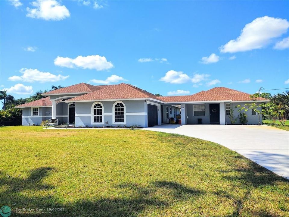 Active With Contract: $795,000 (5 beds, 3 baths, 2641 Square Feet)