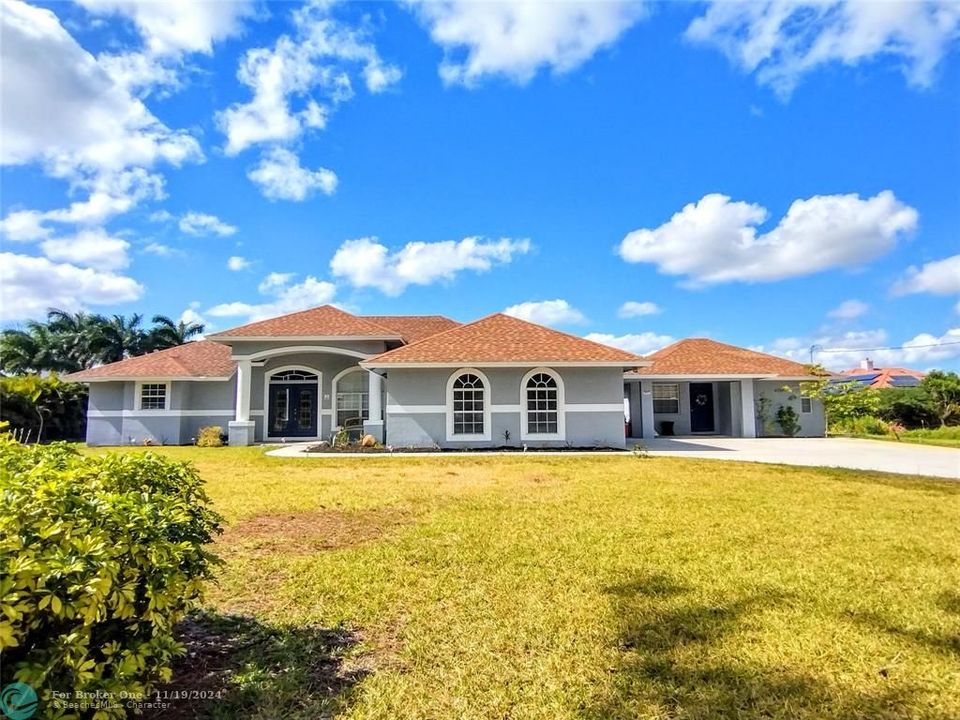 Active With Contract: $795,000 (5 beds, 3 baths, 2641 Square Feet)