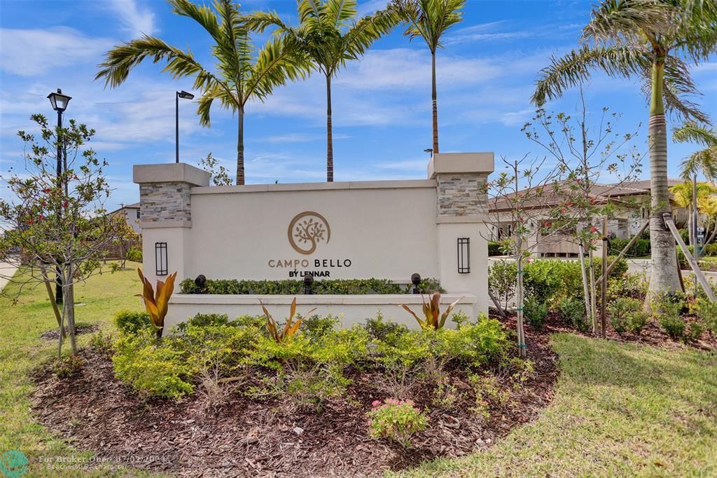Active With Contract: $3,100 (3 beds, 2 baths, 1772 Square Feet)