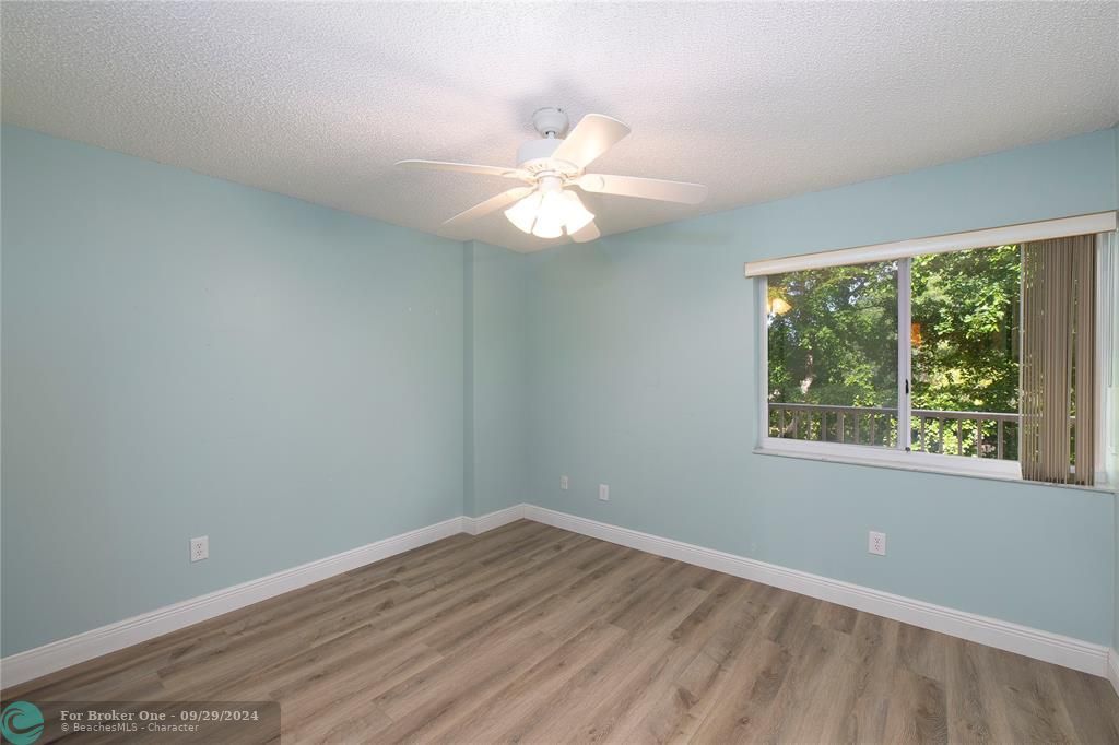 For Sale: $204,000 (2 beds, 2 baths, 1080 Square Feet)