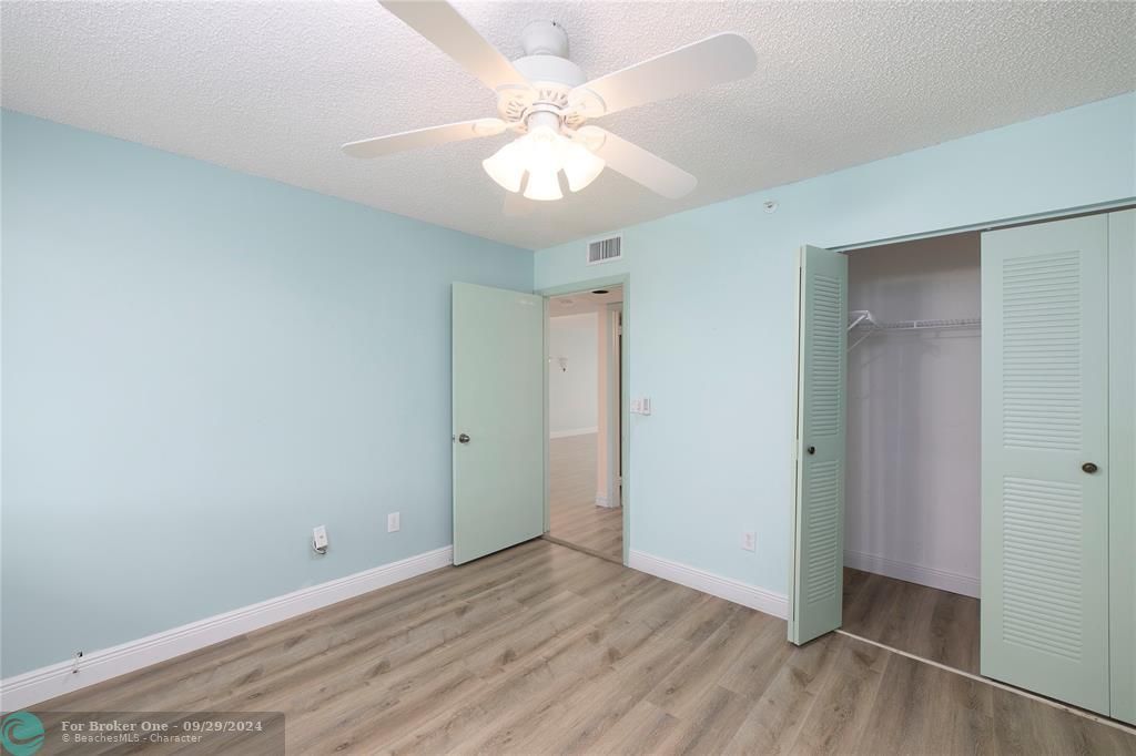 For Sale: $204,000 (2 beds, 2 baths, 1080 Square Feet)