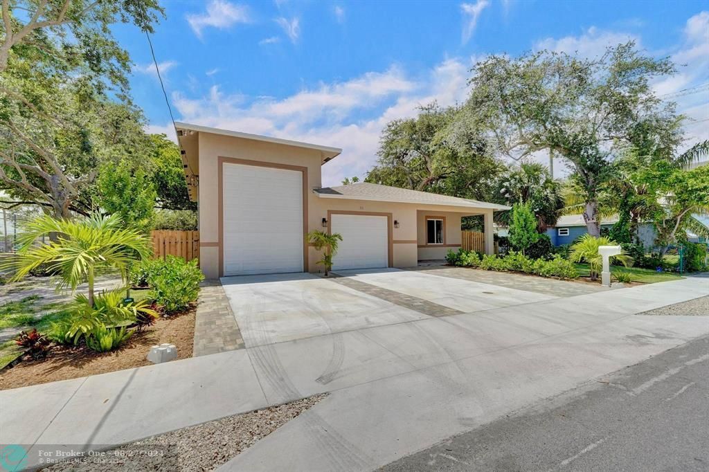 Recently Sold: $775,000 (3 beds, 3 baths, 1704 Square Feet)