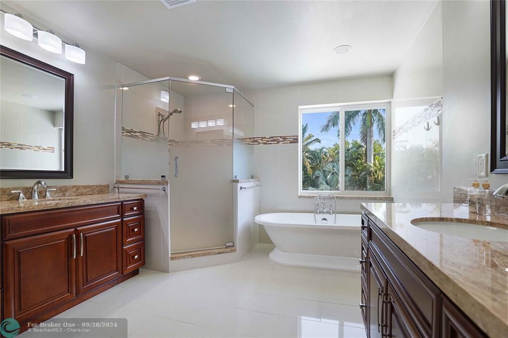 Active With Contract: $4,400 (4 beds, 2 baths, 3120 Square Feet)