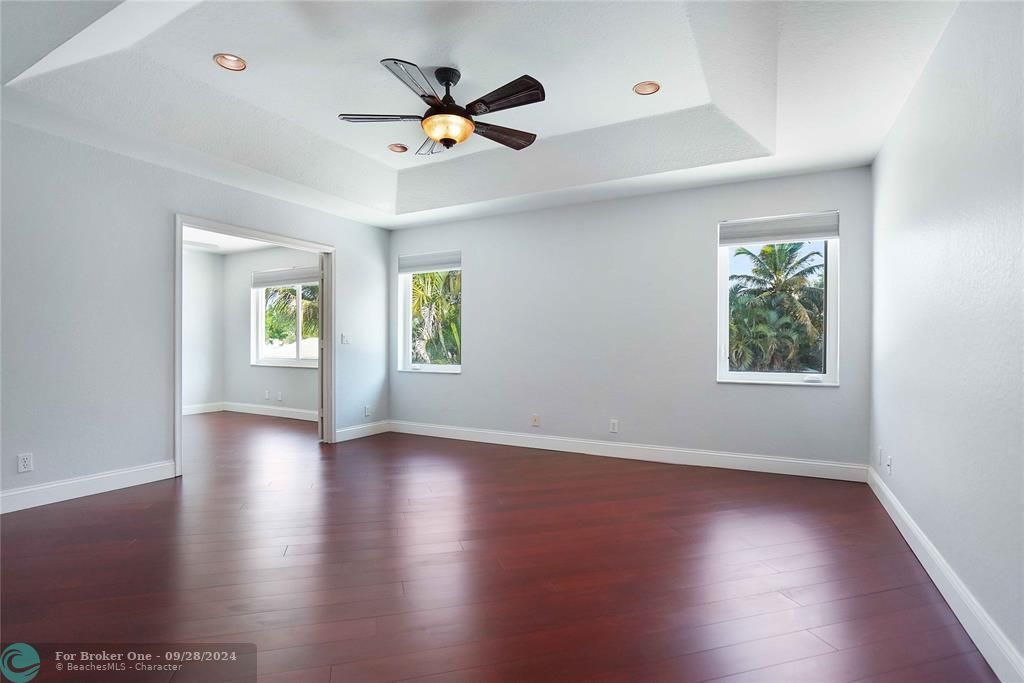 Active With Contract: $4,400 (4 beds, 2 baths, 3120 Square Feet)