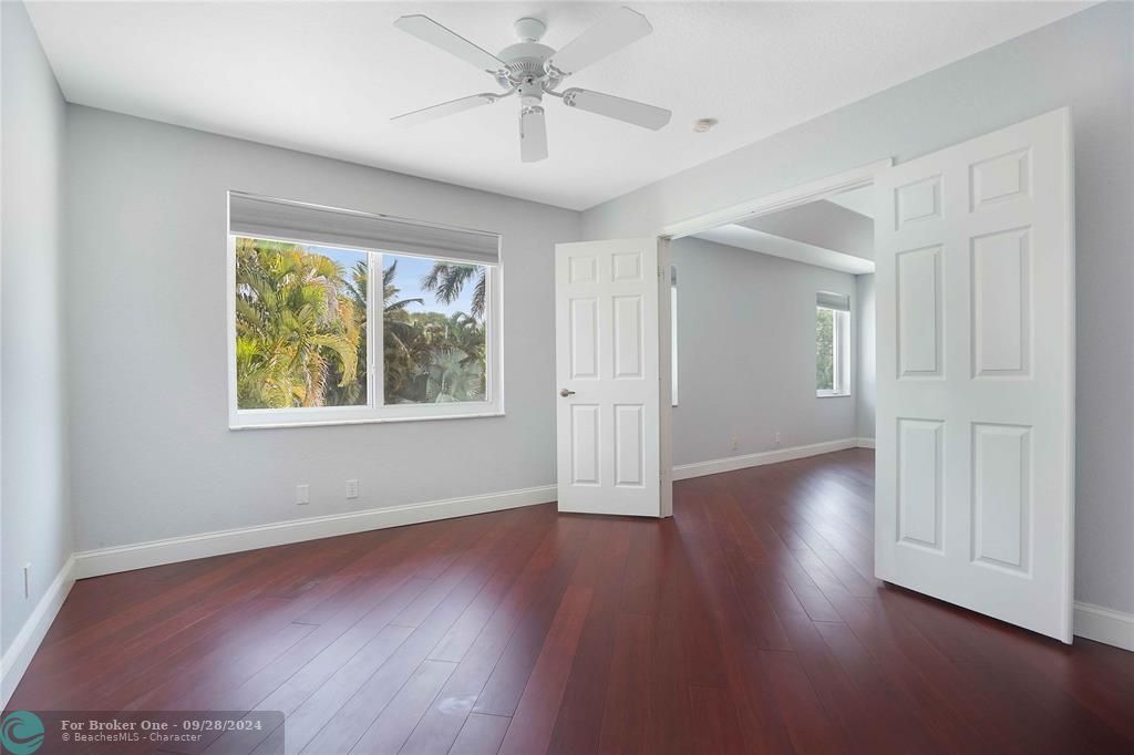 Active With Contract: $4,400 (4 beds, 2 baths, 3120 Square Feet)