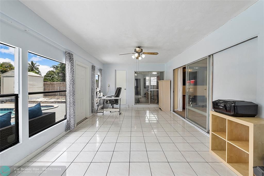 Recently Sold: $500,000 (3 beds, 2 baths, 1848 Square Feet)