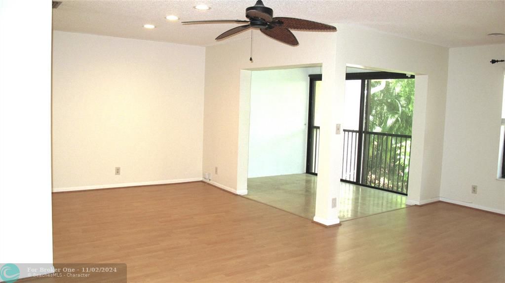 For Rent: $2,100 (2 beds, 2 baths, 1100 Square Feet)